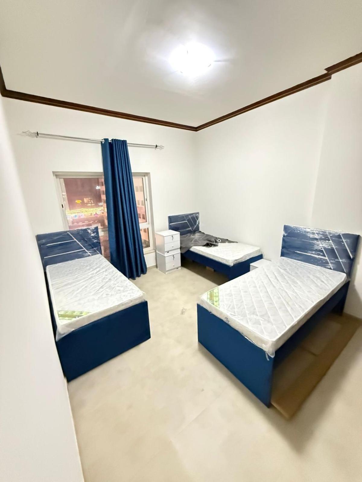Backpackers Heaven ! 18 Beds In A 2 Bedroom Apartment In Front Of Union Metro Station Diera Dubaj Zewnętrze zdjęcie
