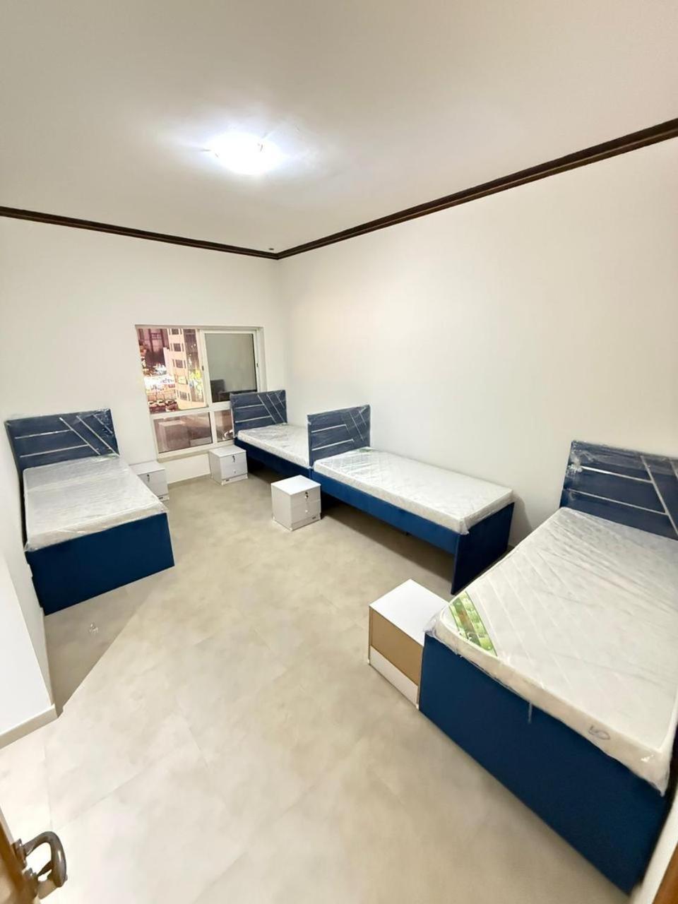 Backpackers Heaven ! 18 Beds In A 2 Bedroom Apartment In Front Of Union Metro Station Diera Dubaj Zewnętrze zdjęcie